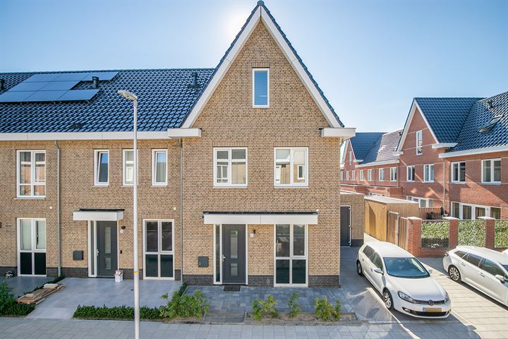 Bekijk foto 32 van Anna Ruyschstraat 21