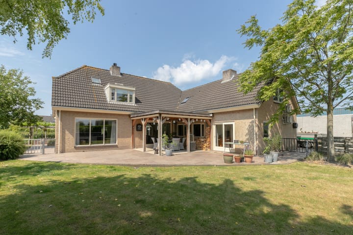 Foto 2 van Koperslagerij 26