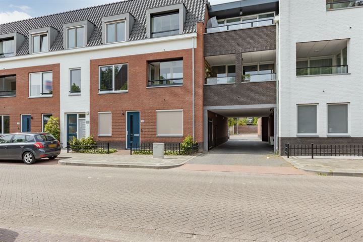 View photo 4 of Kerkstraat 38-B