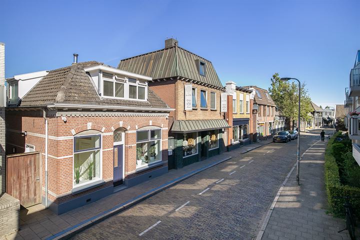 Bekijk foto 29 van Emmaweg 22