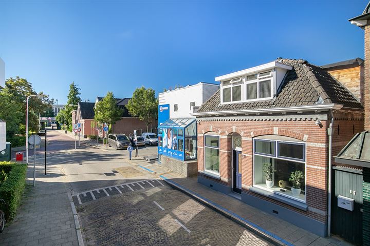 Bekijk foto 32 van Emmaweg 22