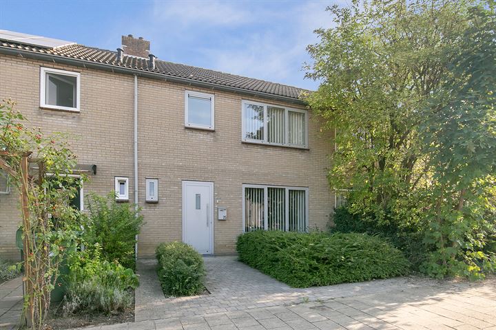 View photo 1 of Landstraat 25