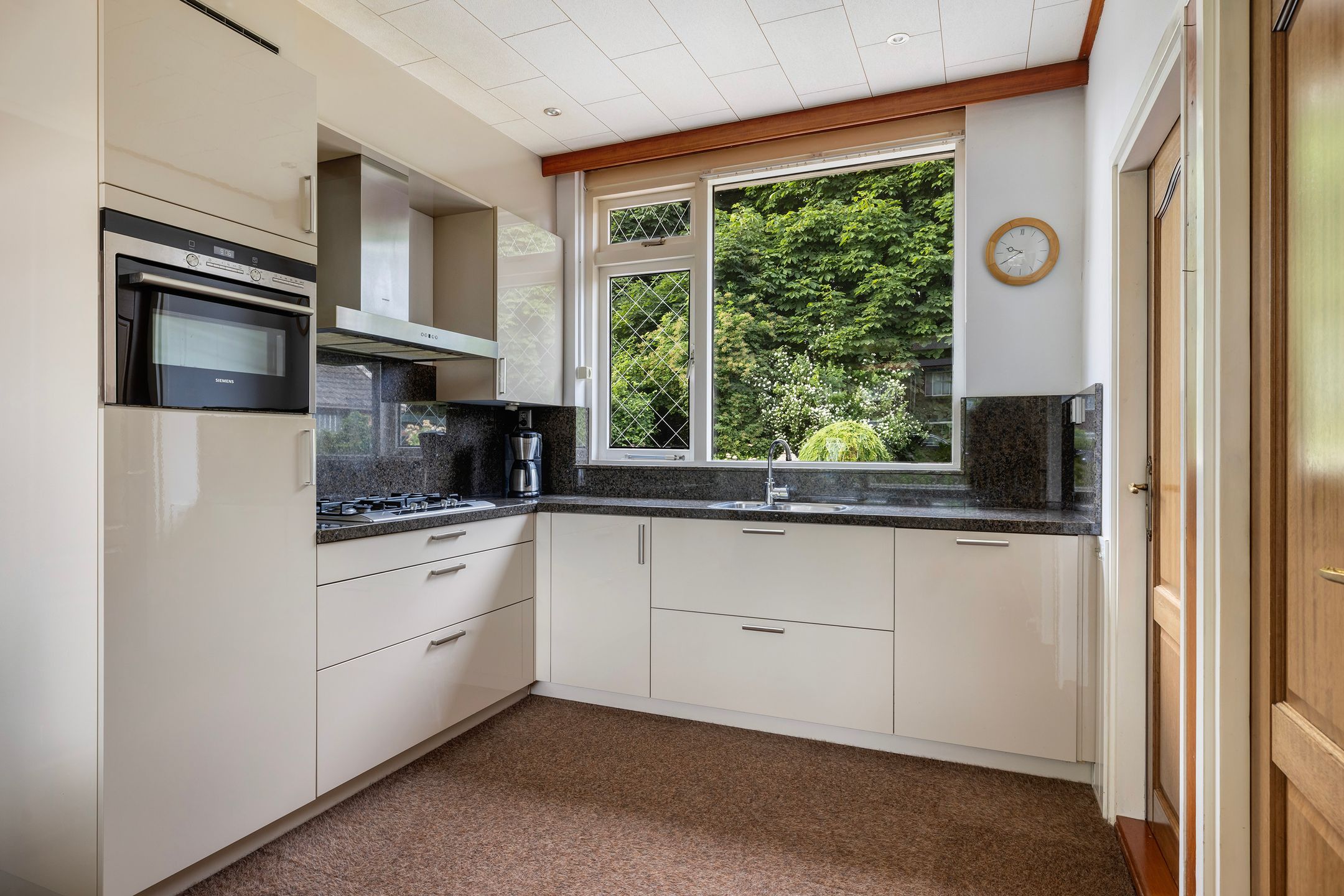 Photo 15 of Rijksstraatweg 143