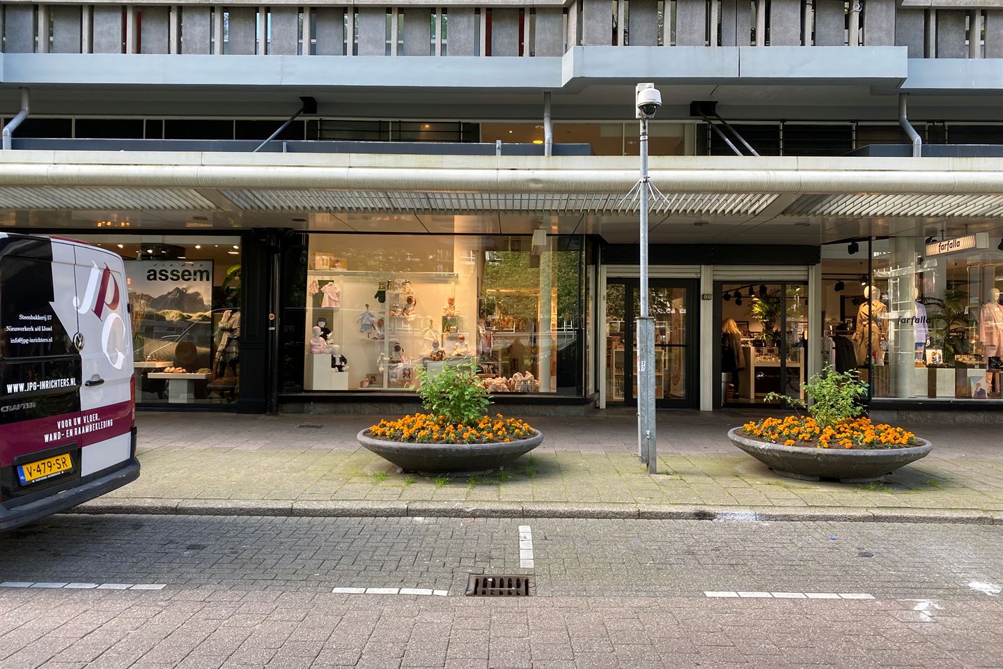 Bekijk foto 1 van Aert van Nesstraat 52