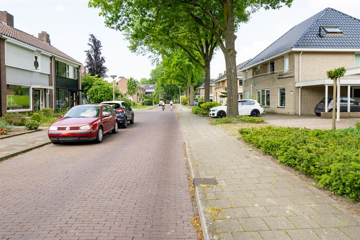 Bekijk foto 43 van Pieter de Molijnstraat 2