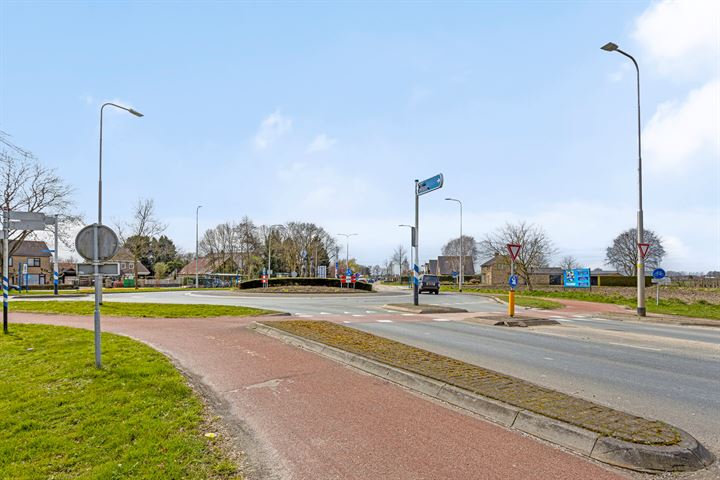 Bekijk foto 37 van Provincialeweg 57