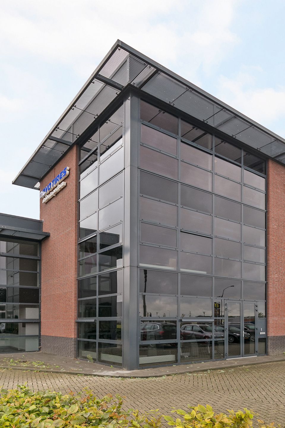 Bekijk foto 5 van Blauwhekken 1