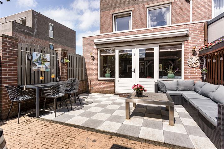 Bekijk foto 39 van S. Kooijmanstraat 9