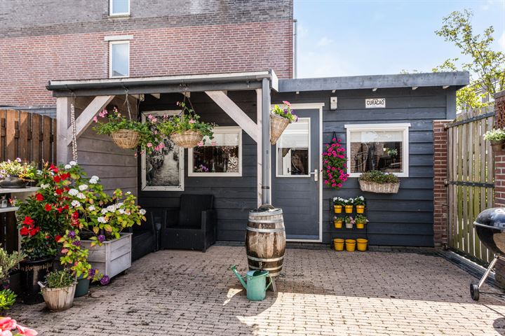 Bekijk foto 41 van S. Kooijmanstraat 9