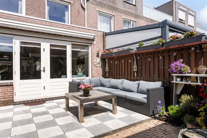 Bekijk foto 42 van S. Kooijmanstraat 9