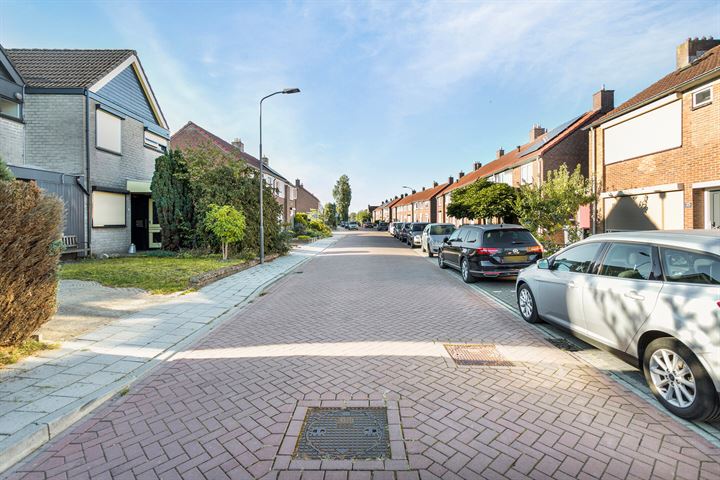 Bekijk foto 34 van Kanunnik Terwindtstraat 24