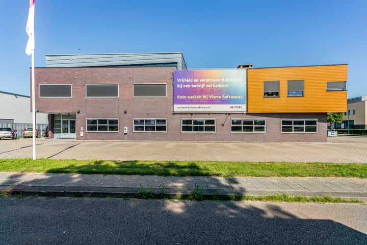 Newtonstraat 28 -30, Veenendaal