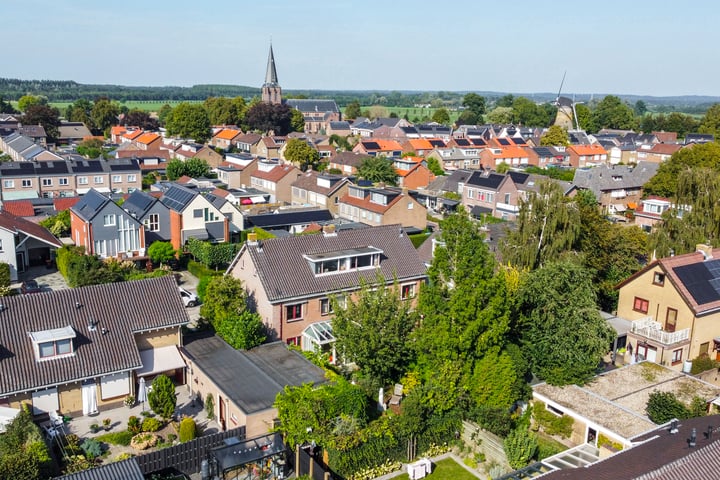 Bekijk foto 41 van Willem-Alexanderweg 27