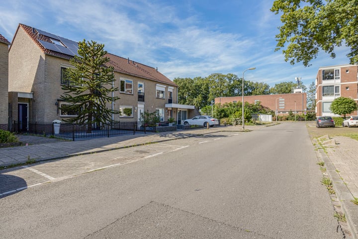 Adam Pijnackerstraat 37