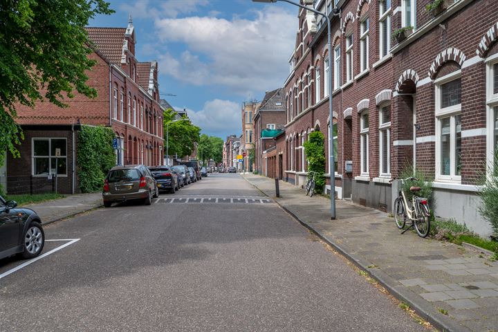 Bekijk foto 49 van Mercatorstraat 13