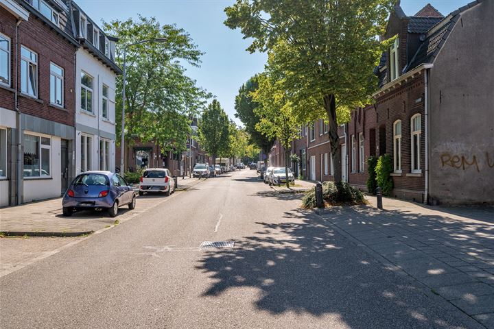 Bekijk foto 45 van Leutherweg 43