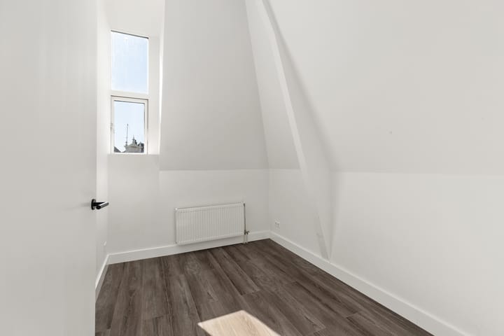 Photo 7 of West-Kruiskade 31-B03