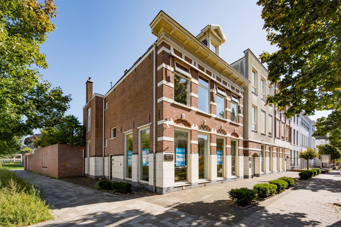 Bekijk foto 1 van Bergstraat 17