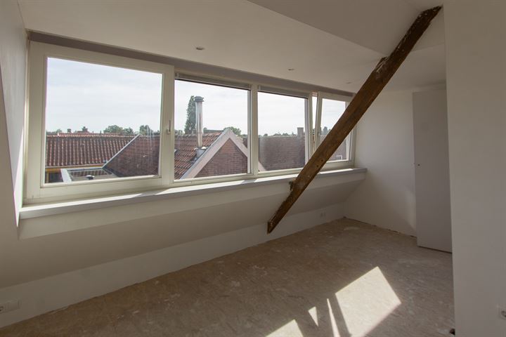 View photo 23 of Besoyensestraat 65-B