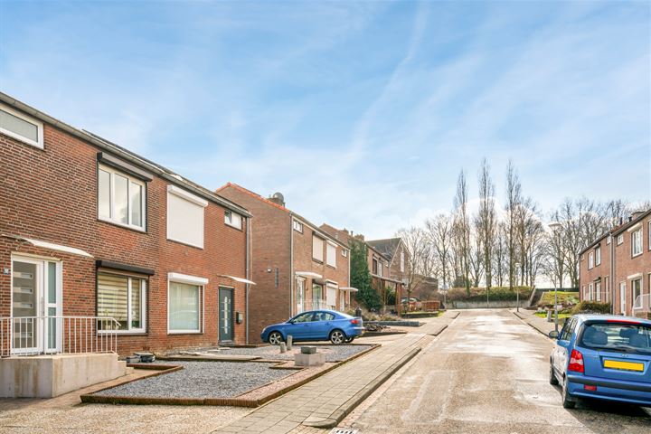 View photo 27 of Marijkestraat 14