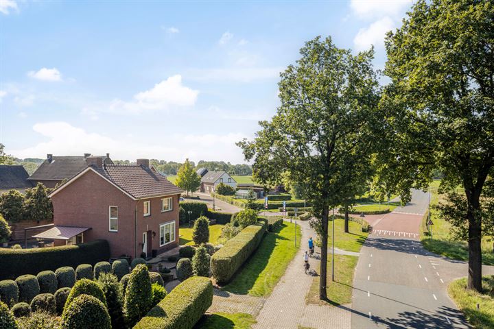 Bekijk foto 47 van Klifsbergweg 2