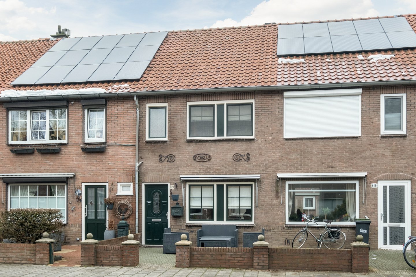 Bekijk foto 1 van Bergen op Zoomstraat 112