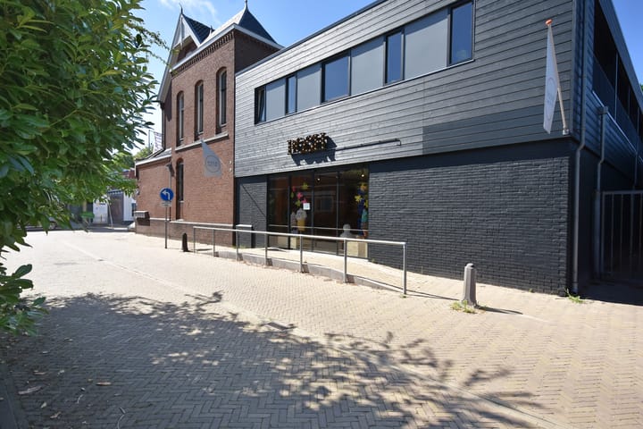 Lageweg 17, Burgum