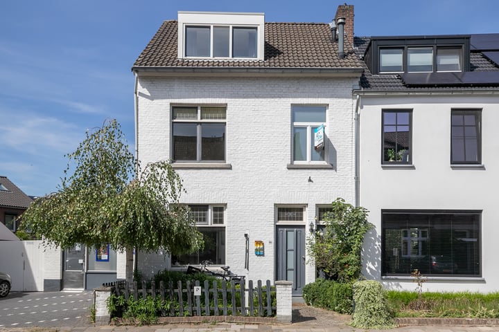 Bekijk foto 1 van Bergerstraat 44