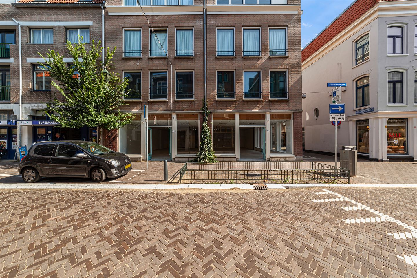 Bekijk foto 1 van Boekhorststraat 102