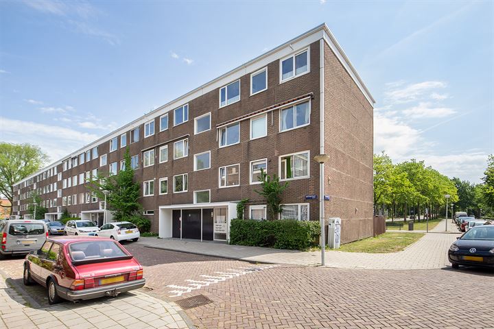 View photo 31 of Botterstraat 12