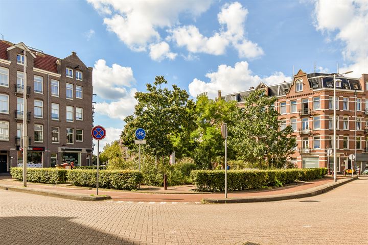 Bekijk foto 32 van Eerste Atjehstraat 116-C