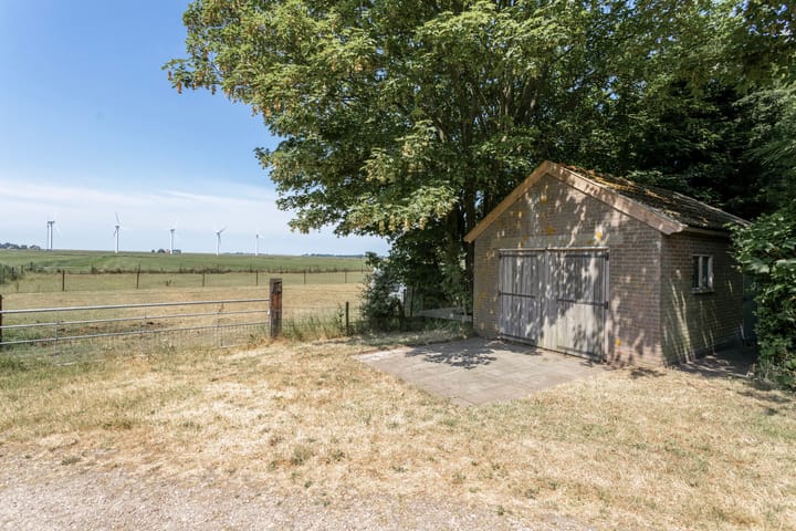 Photo 41 of Buorren 26