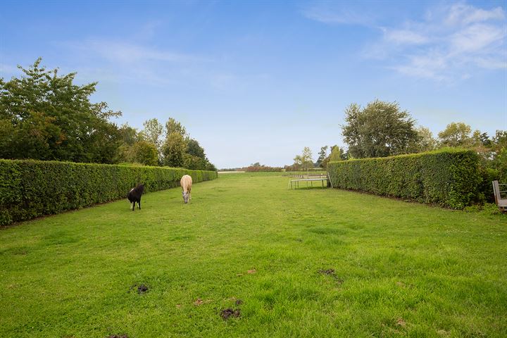 Bekijk foto 42 van Vriezenveenseweg 5