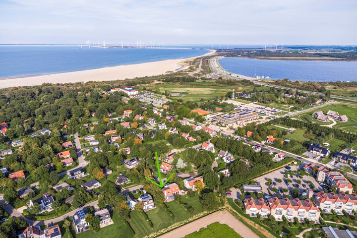 Bekijk foto 4 van Vuurbakenstraat 21