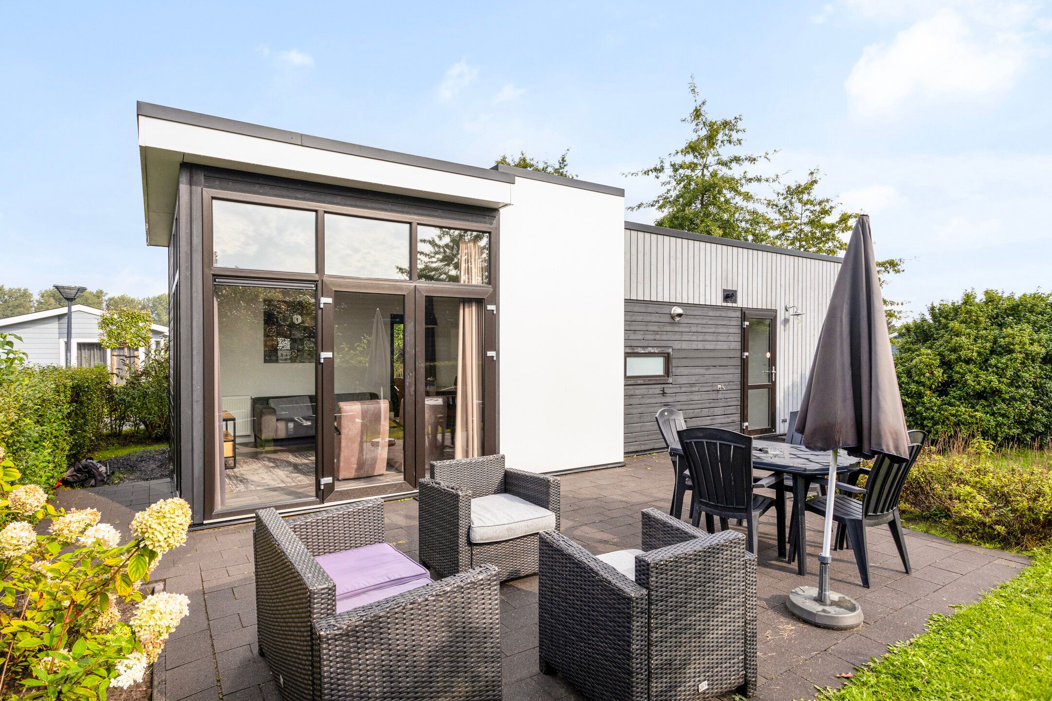 2-bedroom freehold villa in Nijkerk — photo 3 of 5