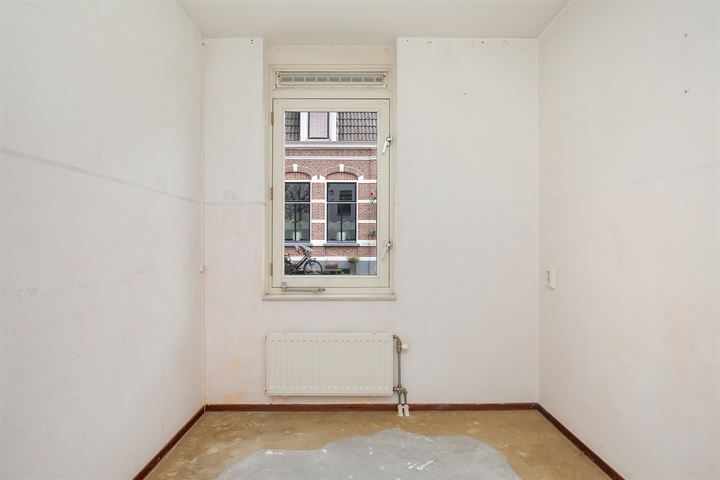 Bekijk foto 16 van Van der Laenstraat 140