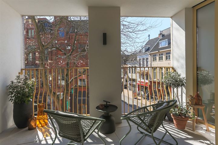 View photo 14 of Naberstraat 5