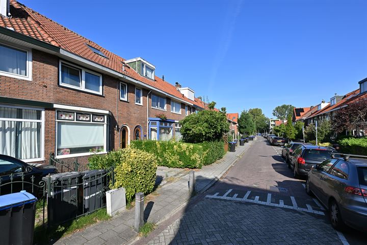 Bekijk foto 28 van Lijsterbesstraat 7