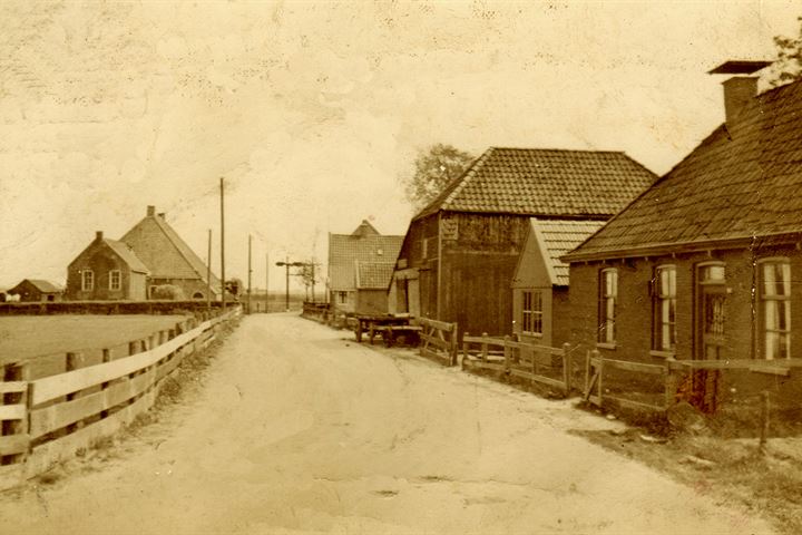 Bekijk foto 54 van Bruggelaantje 5