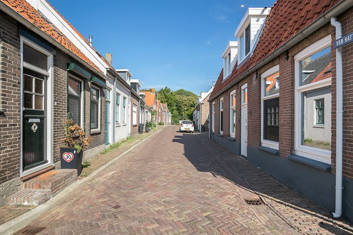 Bekijk foto 19 van van Hattumstraat 28