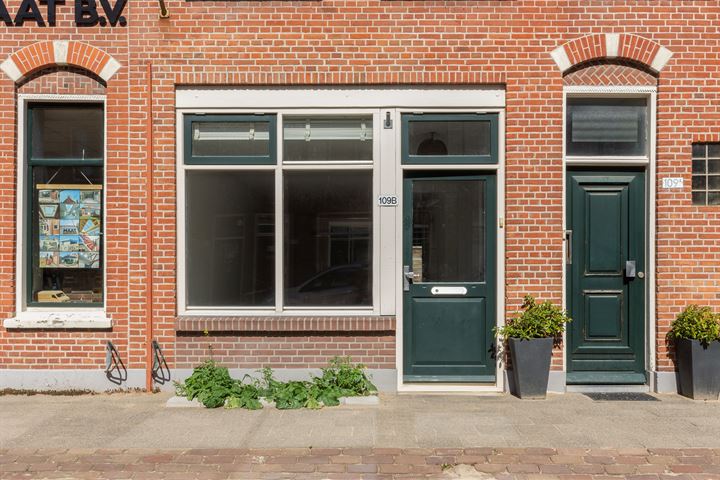 Bekijk foto 1 van Emmastraat 109-B