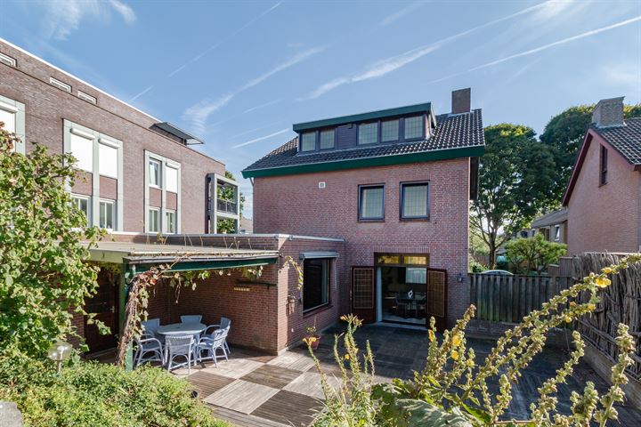 View photo of Napoleonstraat 43