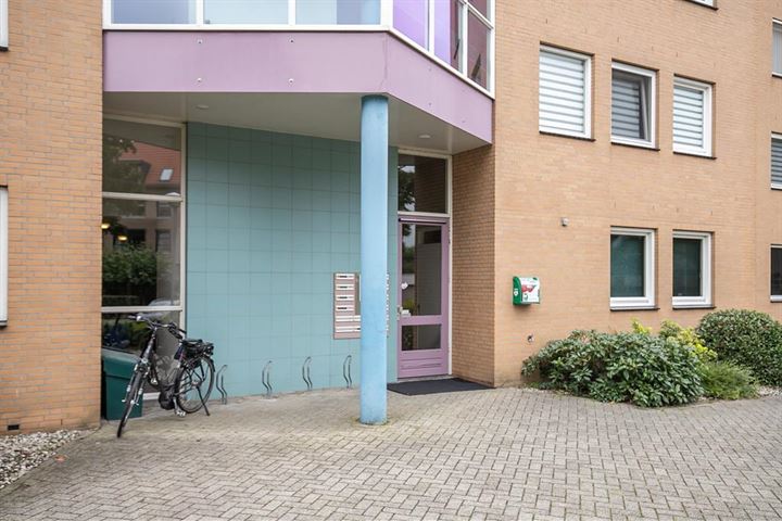 Bekijk foto 4 van de Raadstraat 28