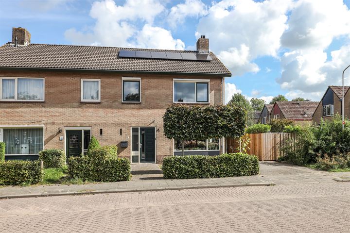 View photo 64 of Bernadottestraat 7