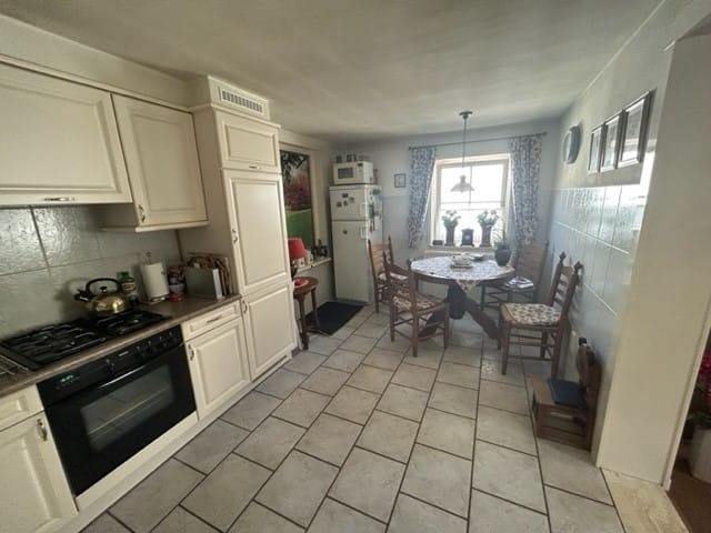 Photo 15 of Javastraat 31