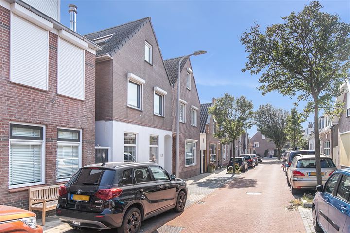 Bekijk foto 37 van Romeinenstraat 15