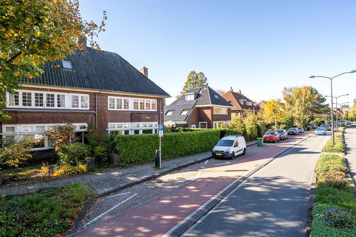 Bekijk foto 2 van Van Zuylen van Nijeveltstraat 39