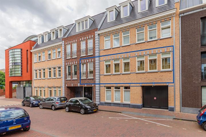 Bekijk foto 2 van Raadhuisstraat 185