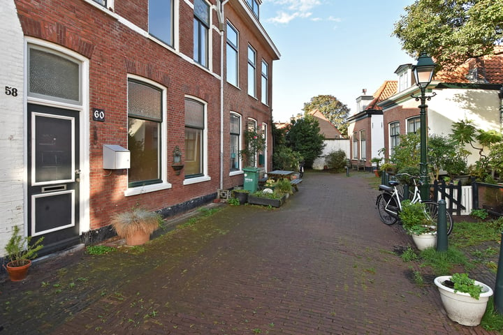 Bekijk foto 3 van Zeilstraat 60