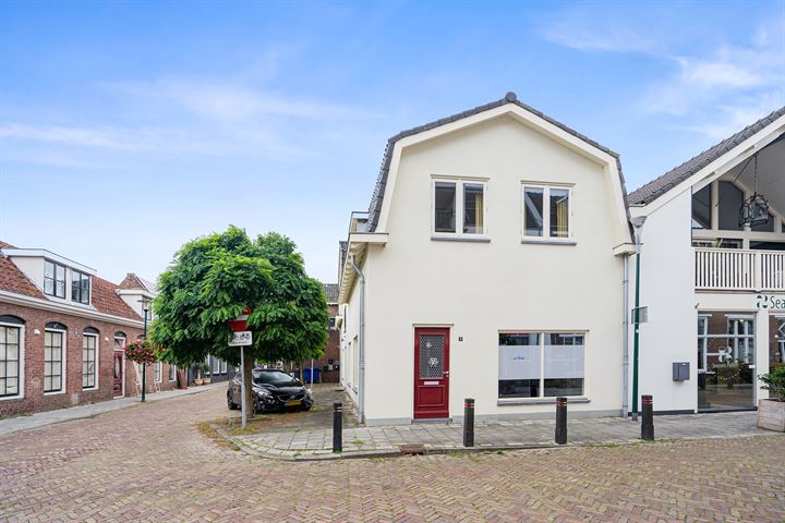 View photo 29 of Pieter de Hooghstraat 1-A